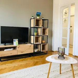 Lovely Апартаменты