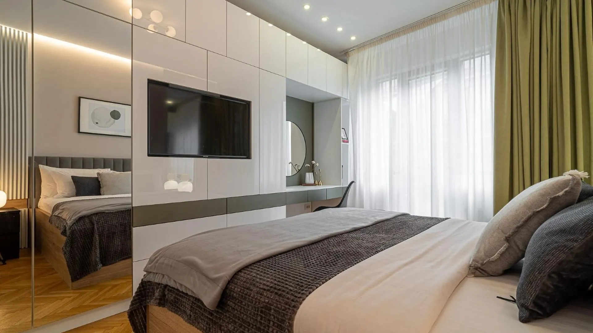 Rossetti Residences By Holt - Exclusive Urban Lofts Bucharest Apartment